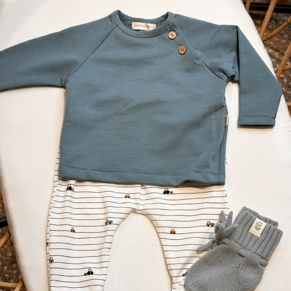 Baby jongens outfit blauw met voertuigen